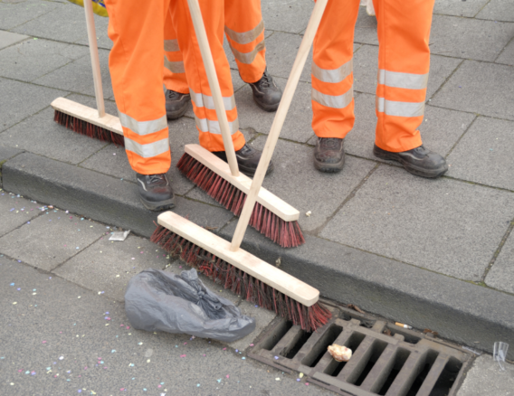 Borstelwerk_ bezems en straatvegers